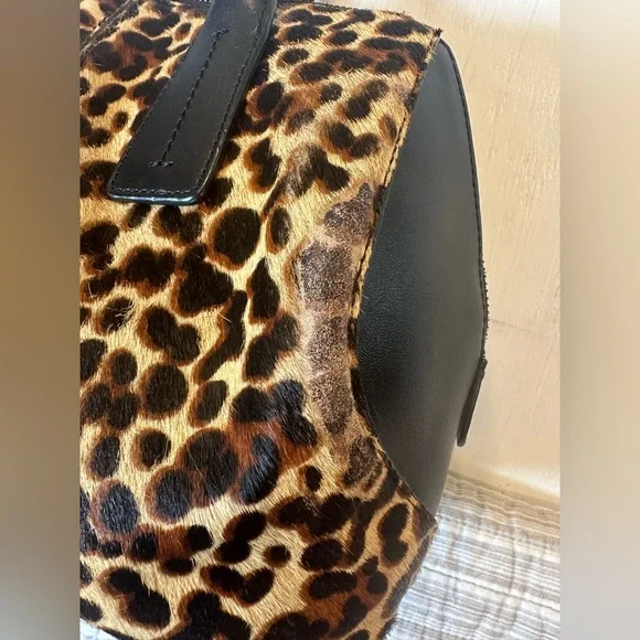 Charles Jourdan Leopard Print Haircalf Satchel Bag – Genuine Leather - Picture 4 of 16